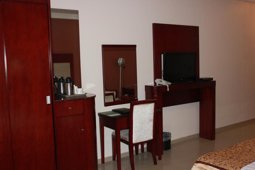 Hotel Nuzol Tala Khafji Exterior foto
