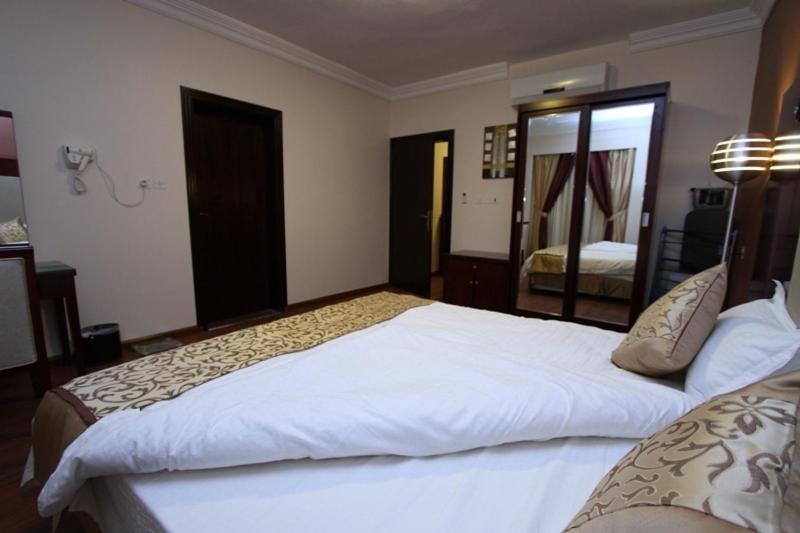 Hotel Nuzol Tala Khafji Exterior foto